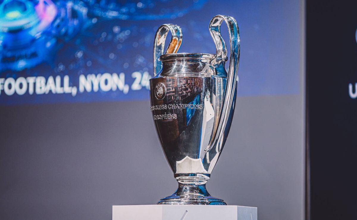 Watch UEFA Champions League Season 2024 Episode 94: Crvena zvezda