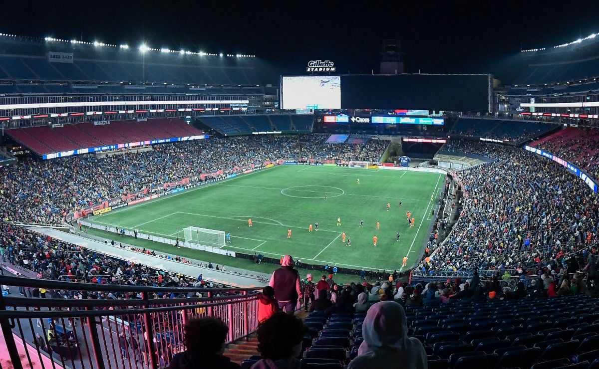 New England Revs wants new stadium on banks of Mystic River