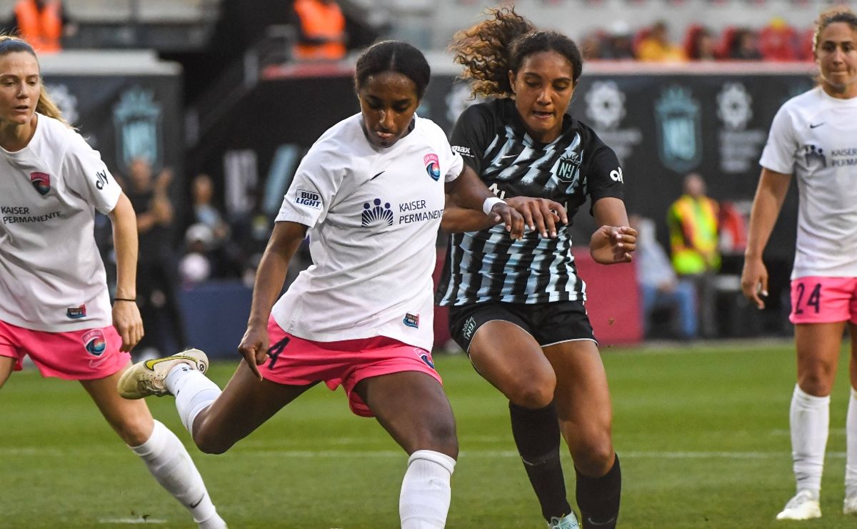 image?src=https%3A%2F%2Fimages.worldsoccertalk.com%2Fjpg%2Ffull%2FWST 20240315 WST 495018 gotham san diego wave