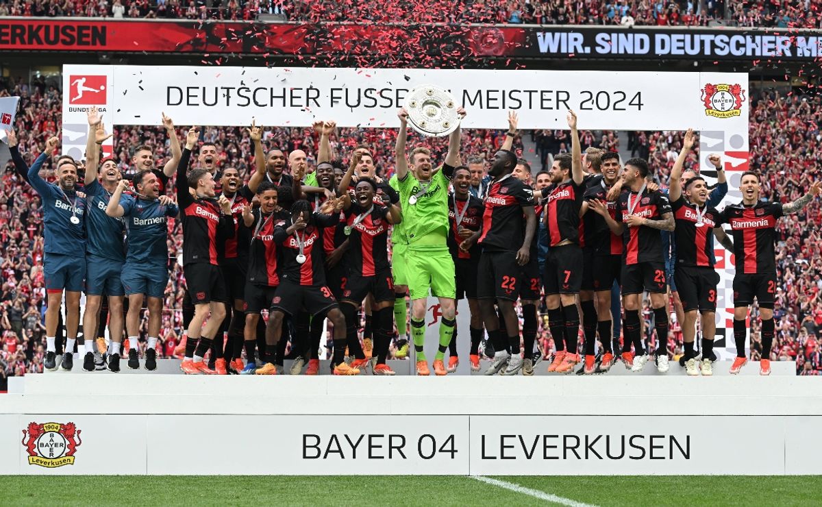 Leverkusen completes historic undefeated Bundesliga season