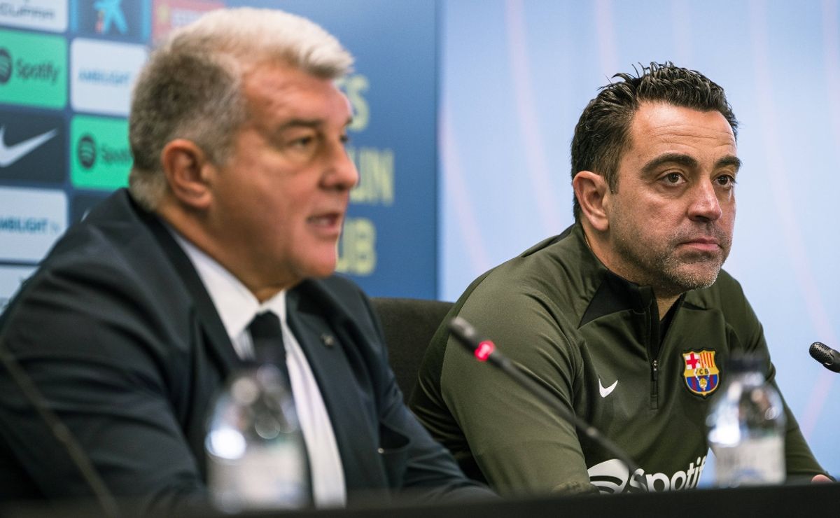 Xavi sacking is latest embarrassing mistreatment of Barca icons