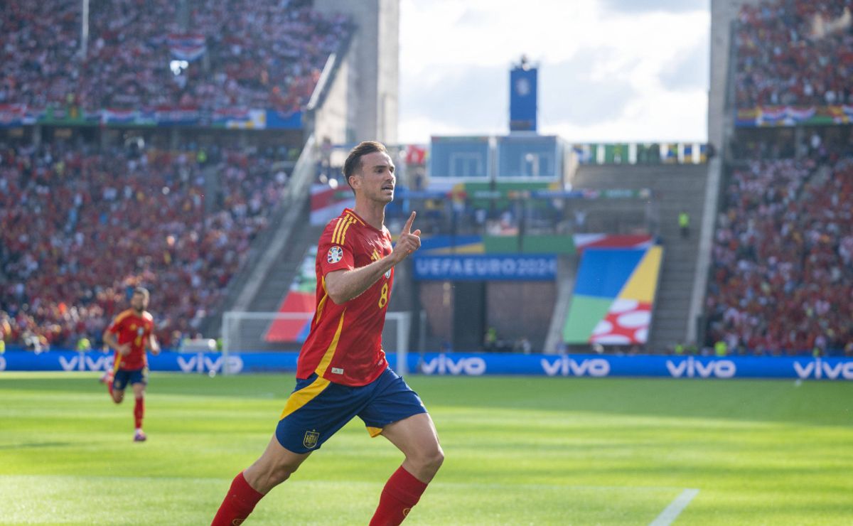Fabian Ruiz propels Spain in domination of Croatia