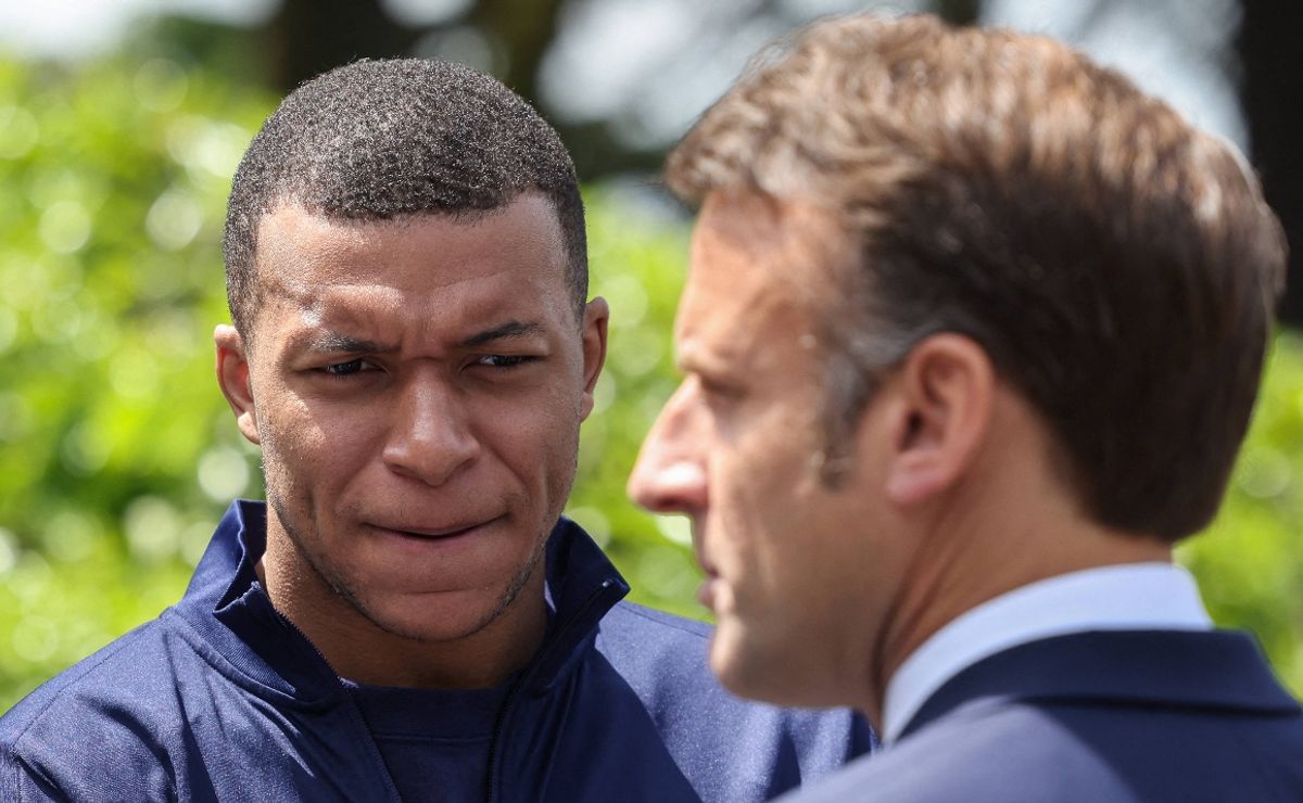 Kylian Mbappe voices need for French youth against 'extremists'