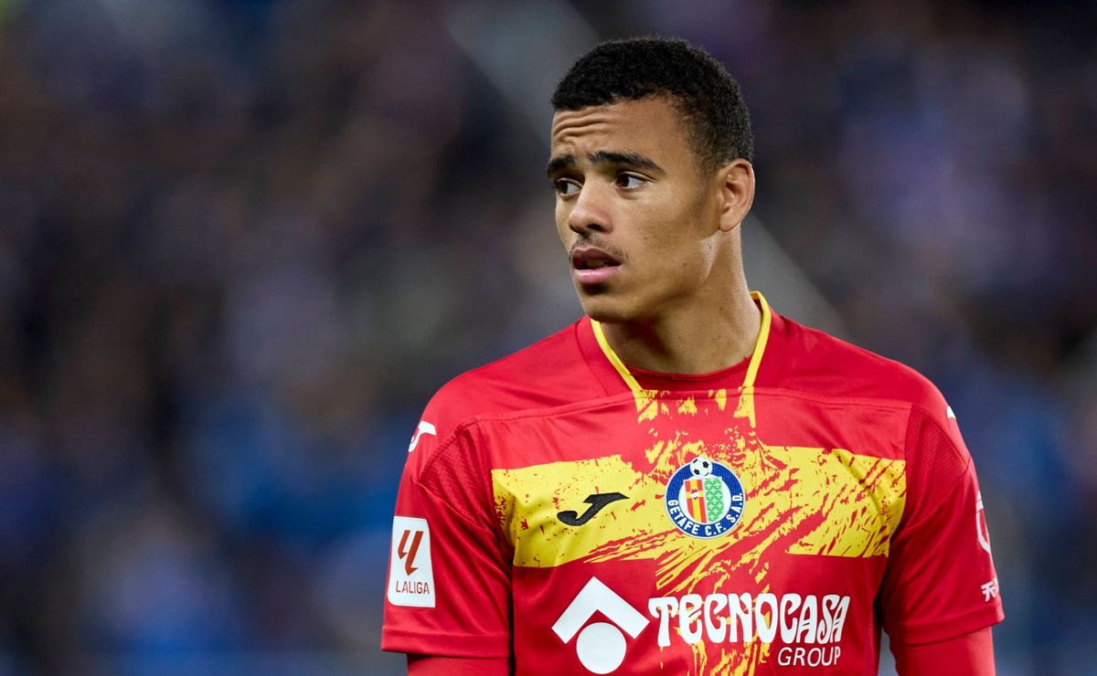 Marseille fans fume at club for targeting Greenwood deal