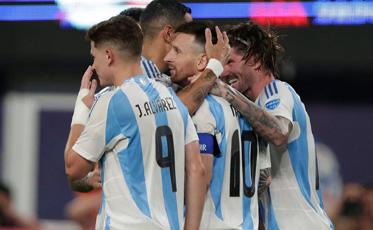 Argentina dominates Canada en route to Copa America final