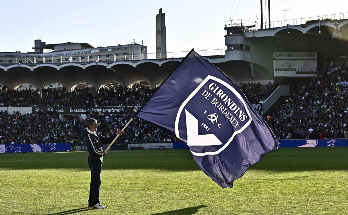 Lessons learned from Girondins de Bordeaux's financial collapse