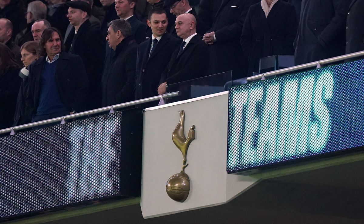 Spurs to sell shares for big money? Valuation close to Chelsea's