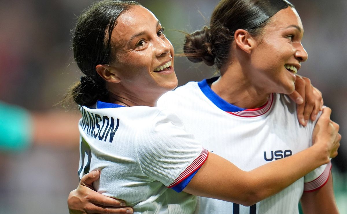 USWNT eases past Germany with 4-1 win