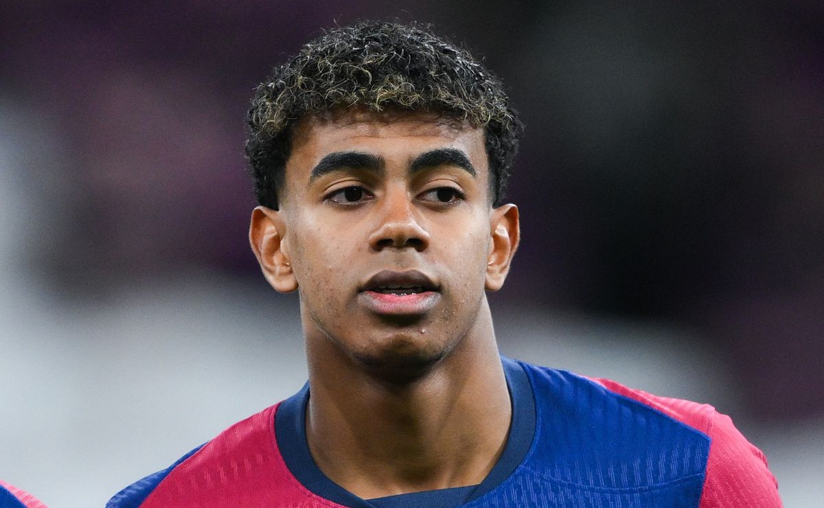 Barcelona's rising star under Flick joins Lamine Yamal in Spain's national  team - World Soccer Talk