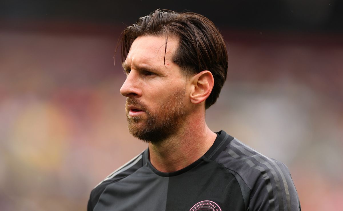 https://ds-images.bolavip.com/news/image?src=https%3A%2F%2Fimages.worldsoccertalk.com%2Fjpg%2Ffull%2FWST_20250427_WST_567521_Lionel-Messi-1-4.jpg&width=1200&height=740