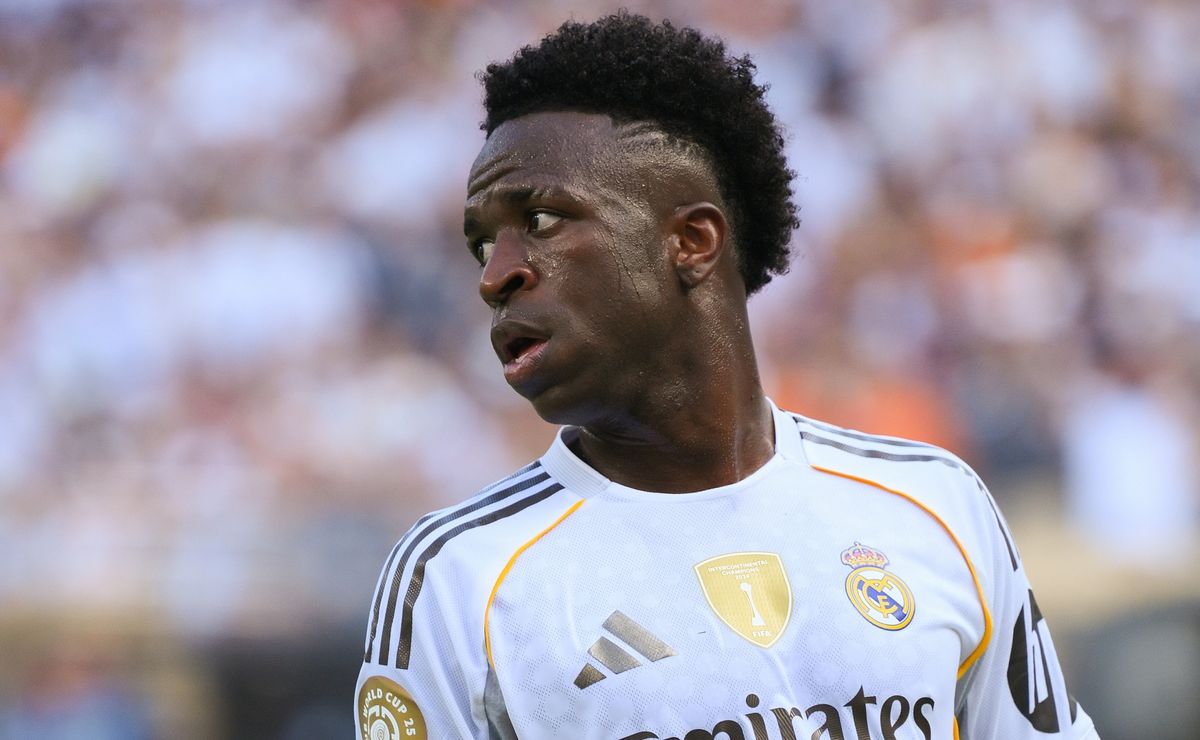 Vinícius in limbo: Renewal talks stalled at Real Madrid as transfer pressure mounts