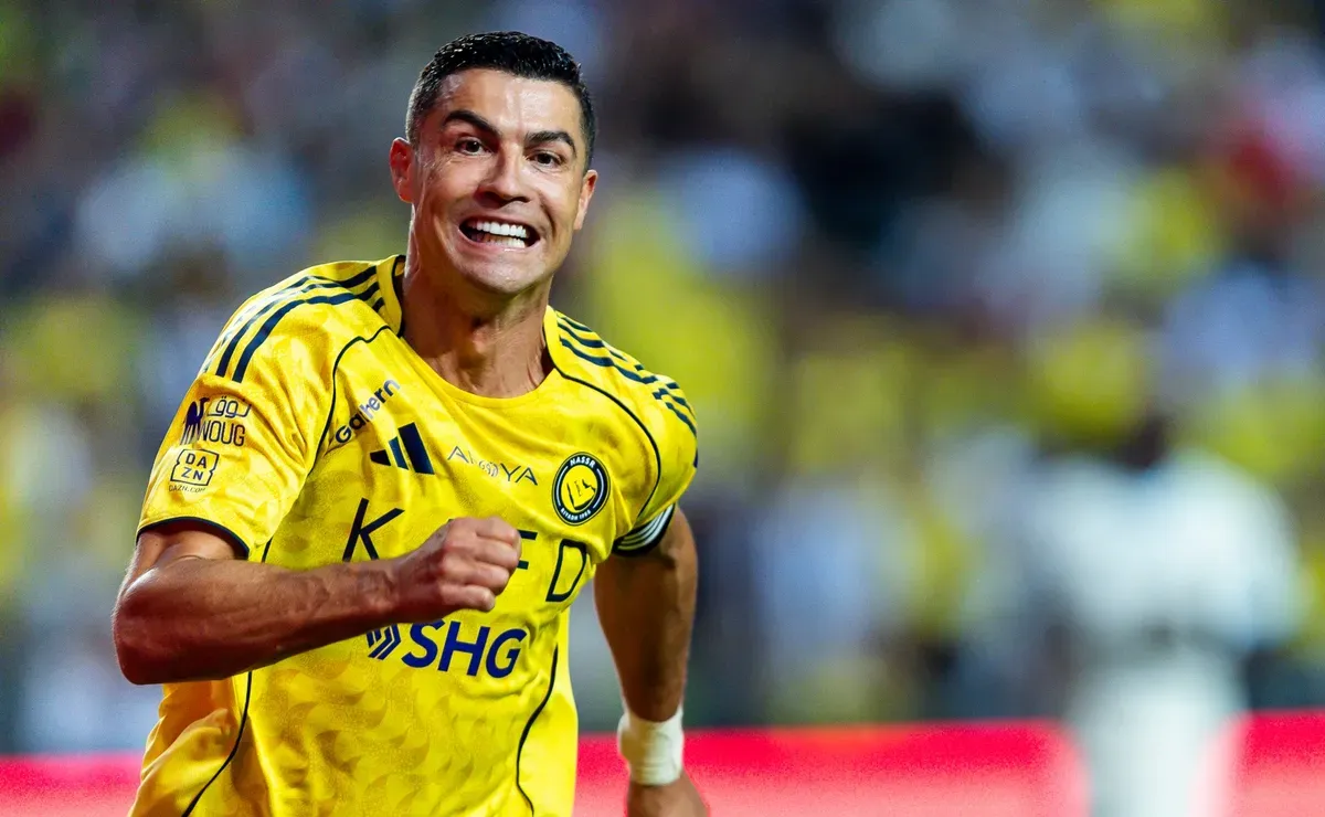 Cristiano Ronaldo alcanza un hito exclusivo para siempre fuera del alcance de Lionel Messi