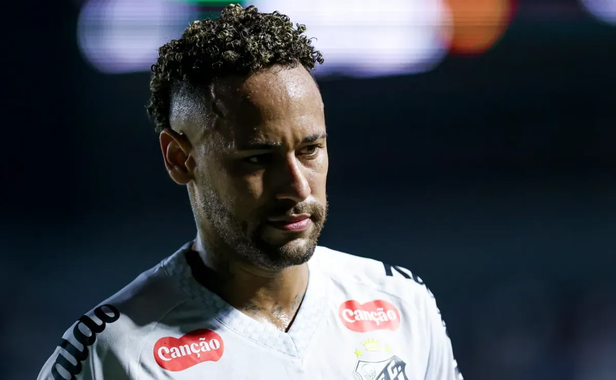 Neymar breaks silence with sevenword claim about the lingering injury