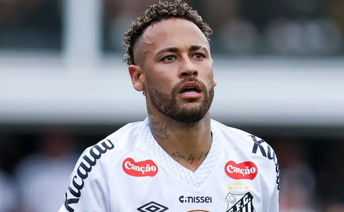 ネイマールJr.、精神的健康状態が明らかになる中、サントスFCを降格から救う：「助けを求めたのは初めてだった」