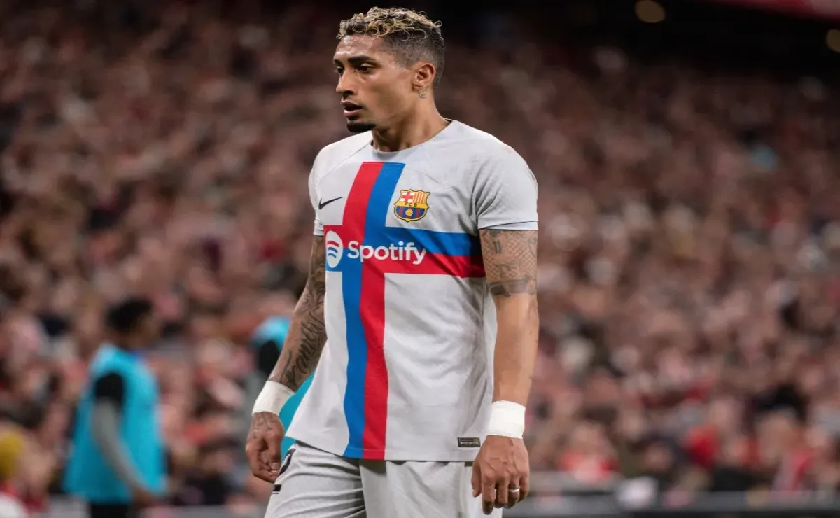 Raphinha winner gives Barcelona nine point lead in LaLiga