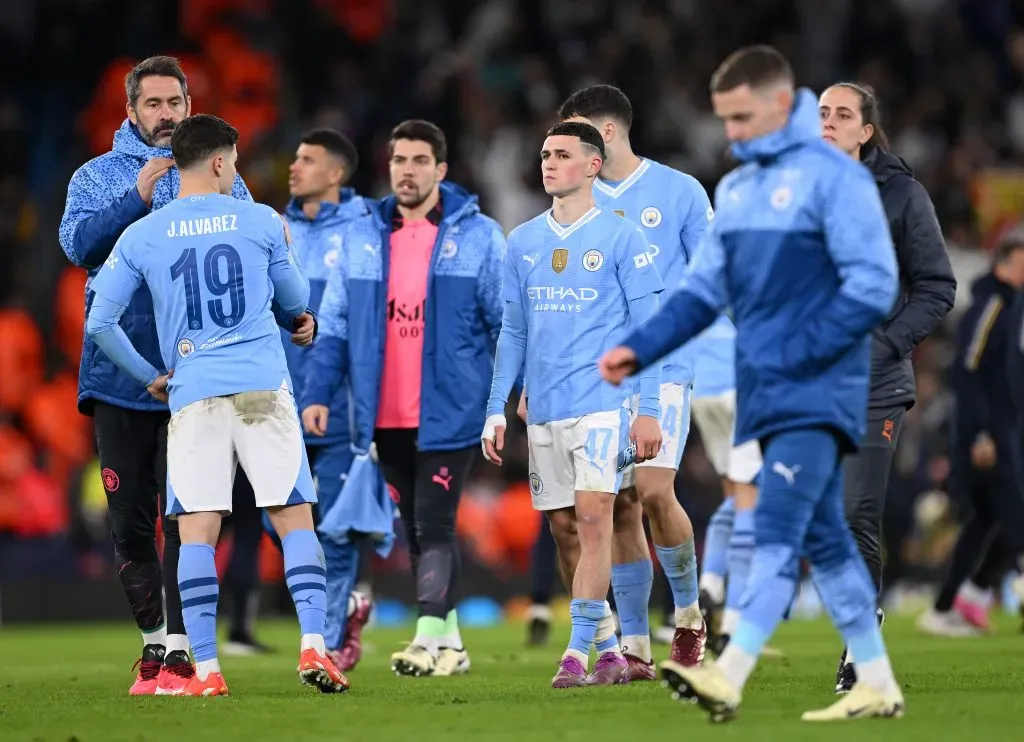 Atletas do Manchester City lamentam eliminação nos pênaltis para o Real Madrid na Liga dos Campeões (Foto: Stu Forster/Getty Images)