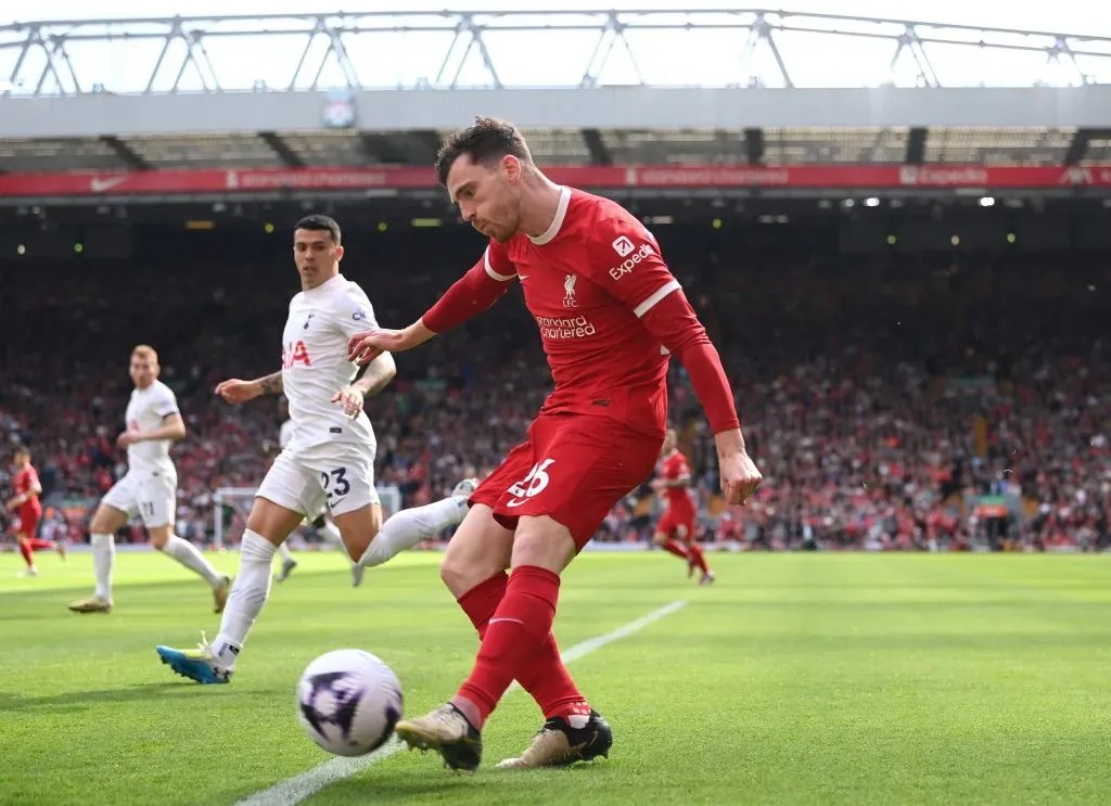 Andy Robertson en acción ofensiva por el Liverpool. (Stu Forster/Getty Images).