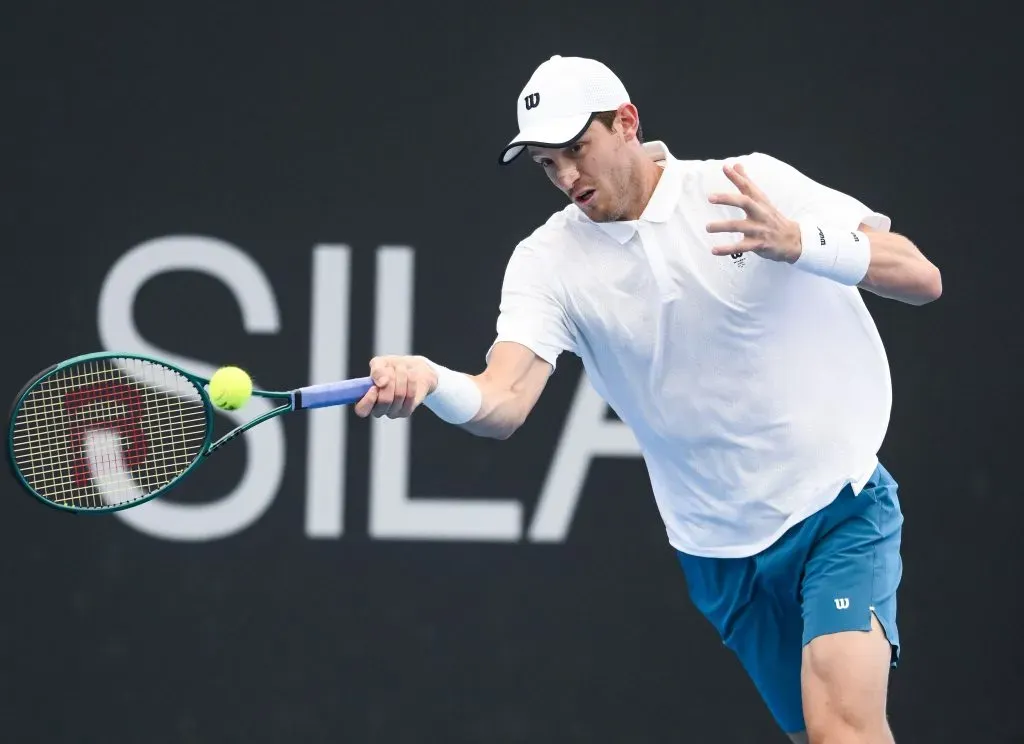 Nicolás Jarry dio una muestra de garra y corazón para avanzar a cuartos de final del Argentina Open. Foto: Getty Images.