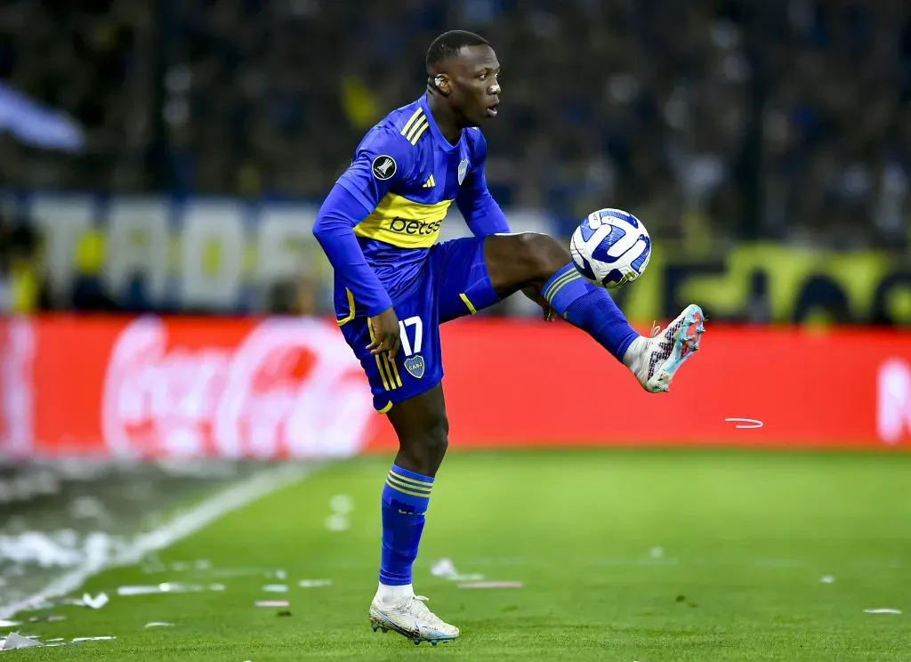 Luis Advíncula pelo Boca Juniors. (Photo by Marcelo Endelli/Getty Images)