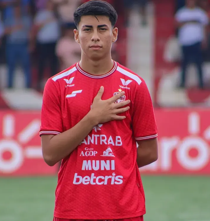 Carlos Aguilar en Malacateco. (Foto: Instagram de Carlos Aguilar)