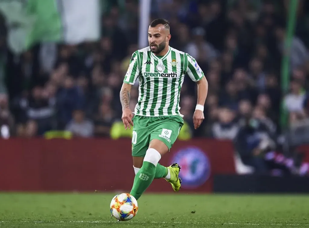 SEVILLE, SPAIN – FEBRUARY 07: Jese Rodriguez of Real Betis in action during the Copa del Semi Final first leg match between Real Betis and Valencia CF at Estadio Benito Villamarin on February 07, 2019 in Seville, Spain. (Photo by Aitor Alcalde/Getty Images)