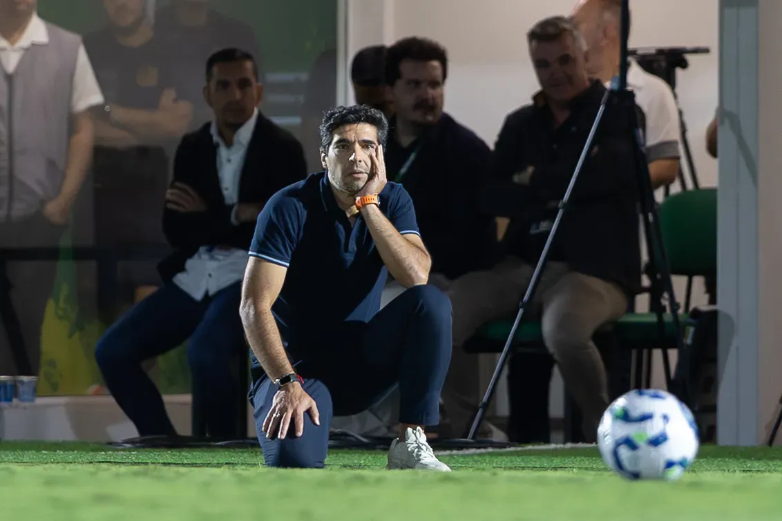 Abel Ferreira em derrota do Palmeiras para o Mirassol. Foto: Joisel Amaral/AGIF