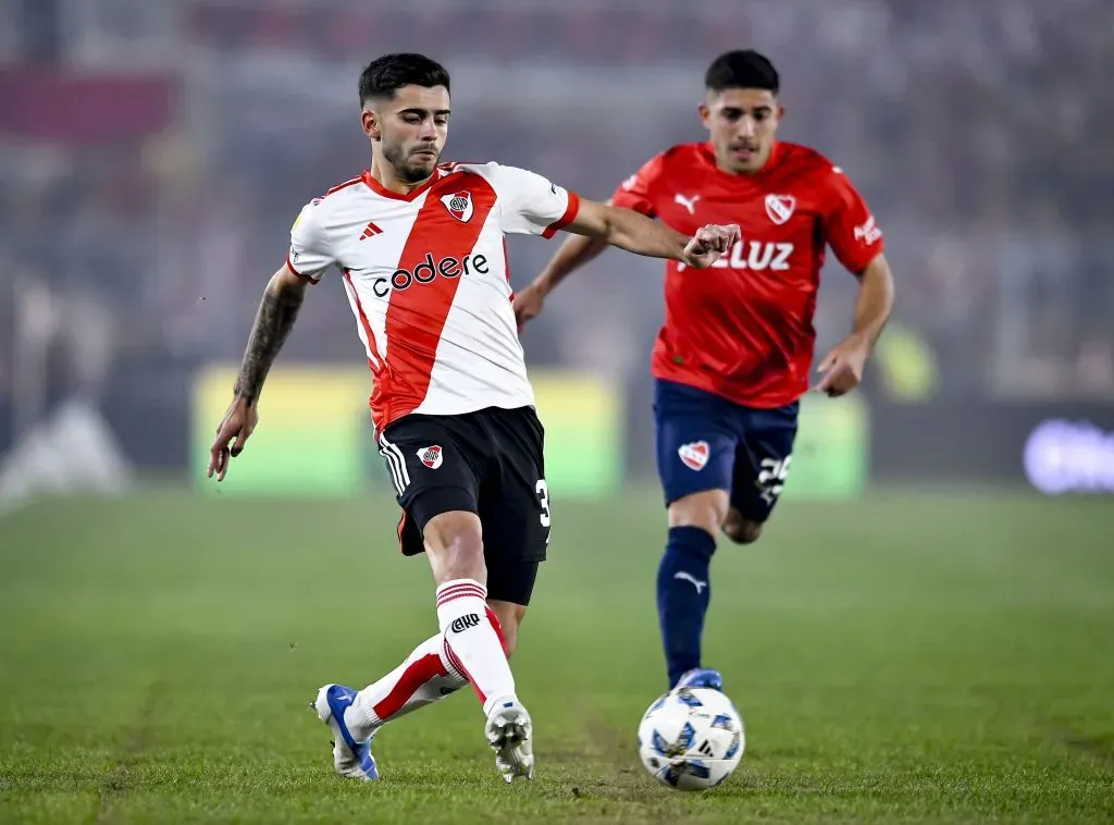 Ante Independiente, Simón sumó una asistencia. (Foto: Getty Images)