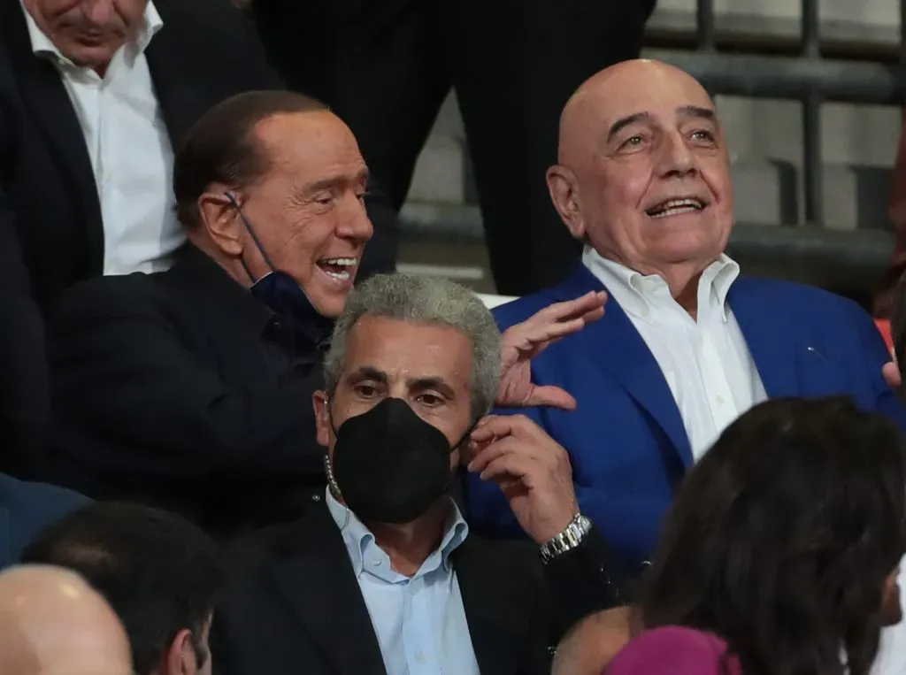 Silvio Berlusconi y Adriano Galliani (IMAGO / Ulmer)