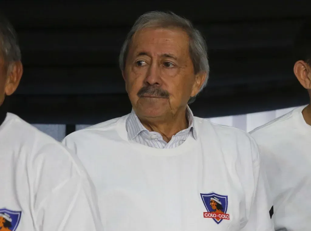Leonardo Véliz jugó más de 200 partidos en Colo Colo, ganó tres títulos nacionales con los albos y fue subcampeón de la Copa Libertadores 1973. | Foto: Photosport.