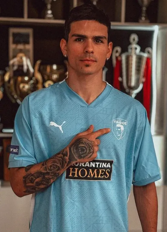 Jonathan Silva en su presentación en Pafos. (Foto: Prensa Pafos).