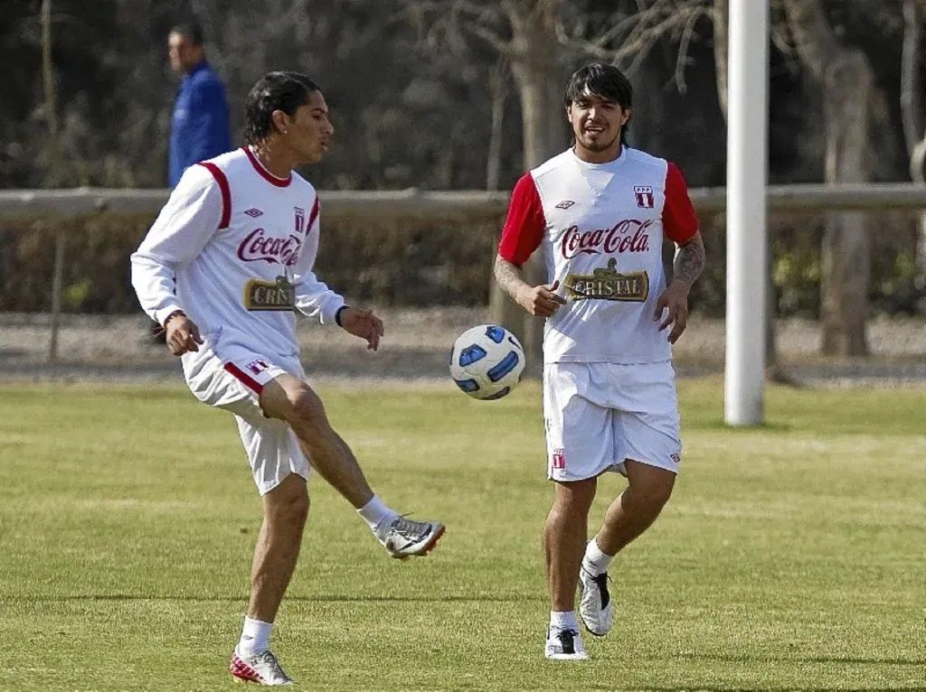 Paolo Guerrero y Juan Vargas en la Selección Peruana. (Foto: Andina).