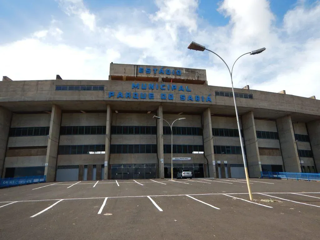 Estádio municipal Parque do Sabiá. Foto: Prefeitura de Uberlândia