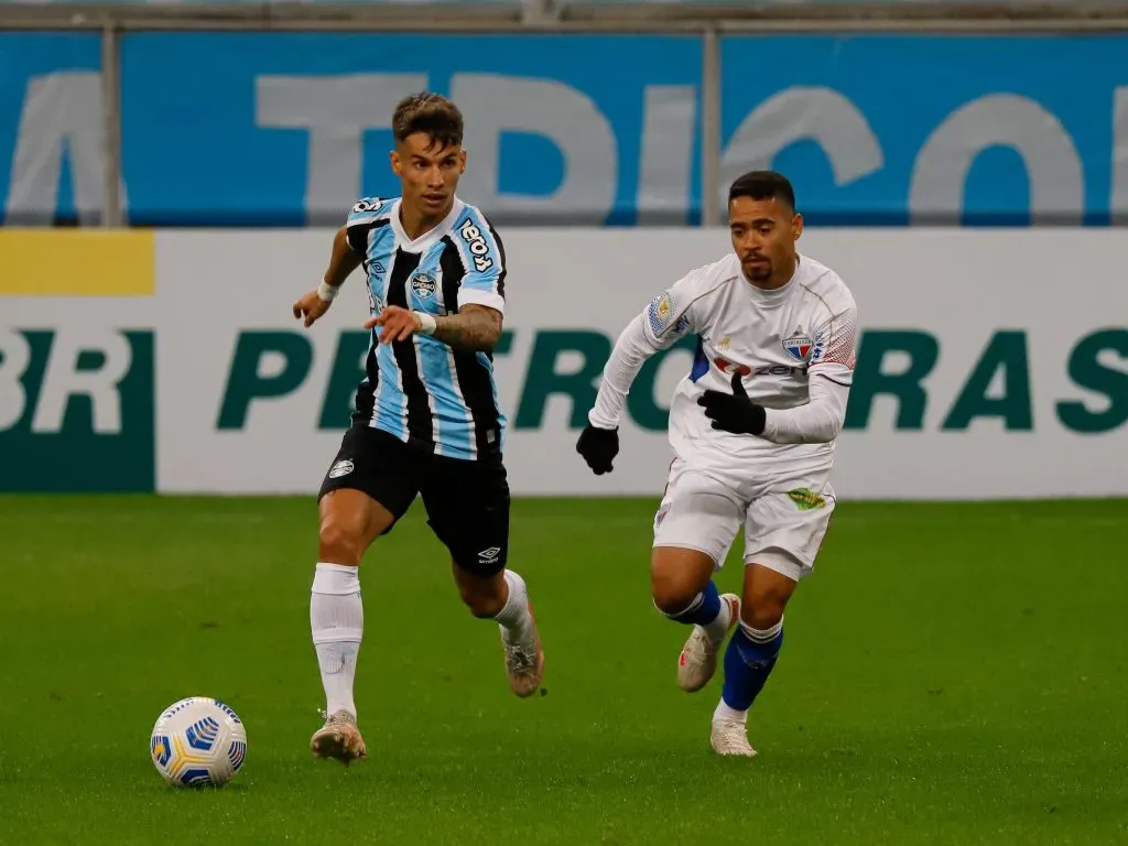 Foto: Maxi Franzoi/AGIF – Ferreirinha deve deixar o Grêmio