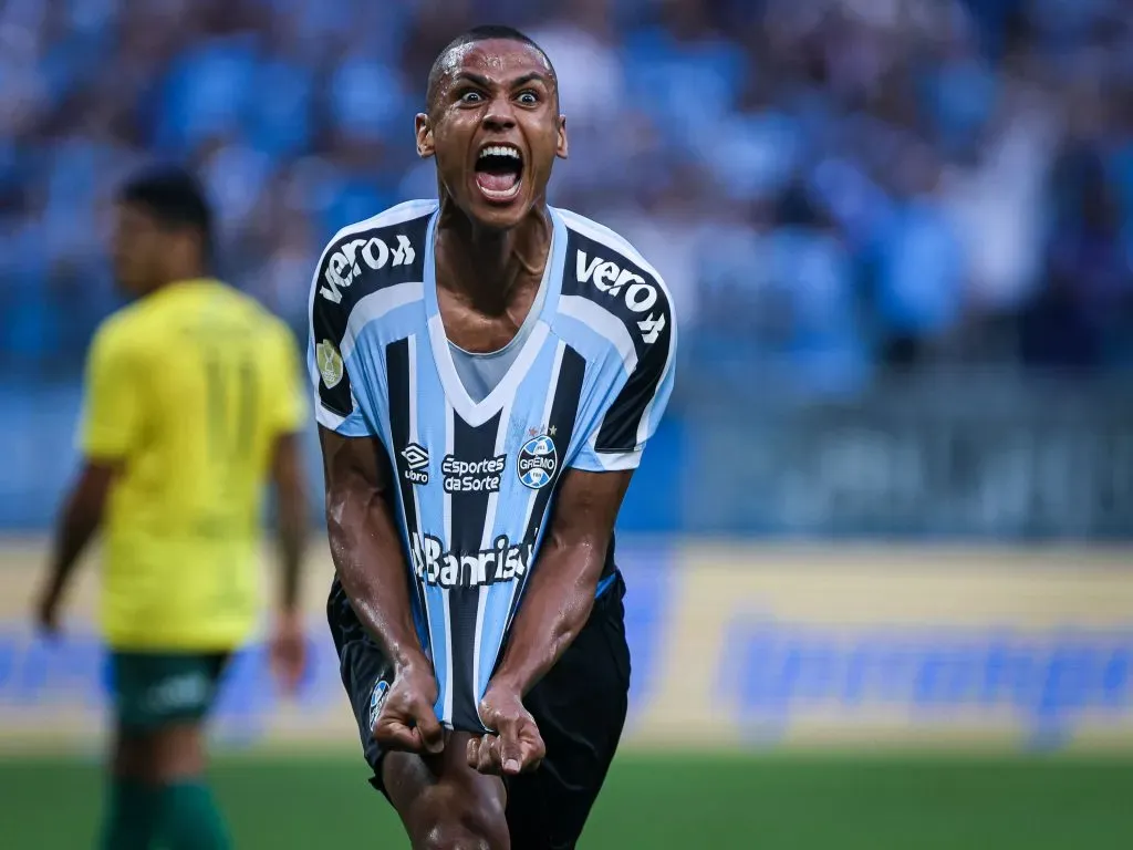 RS – Porto Alegre – 25/03/2023 – GAUCHO 2023, GREMIO X YPIRANGA – Bruno Alves jogador do Gremio comemora seu gol durante partida contra o Ypiranga no estadio Arena do Gremio pelo campeonato Gaucho 2023. Foto: Maxi Franzoi/AGIF