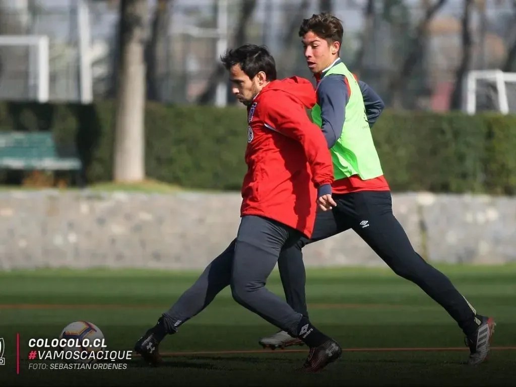 Felipe Loyola vs Jorge Valdivia en Colo Colo. Crédito: Colo Colo.