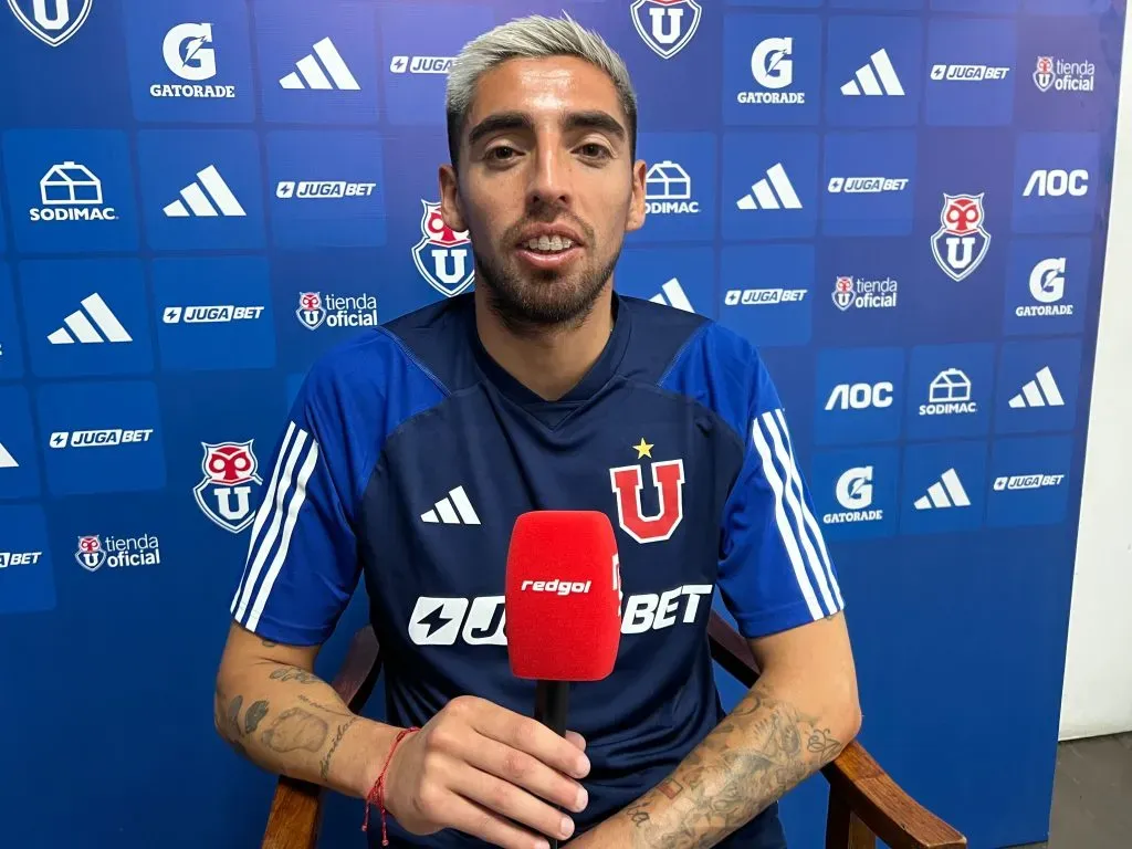 Gabriel Castellón conversó con Redgol en el Centro Deportivo Azul. Foto: Redgol.