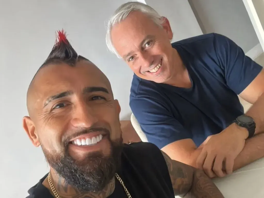 Guarello se lanza con todo nuevamente contra Felicevich: sostiene que se quiere adueñar definitivamente del fútbol chileno.