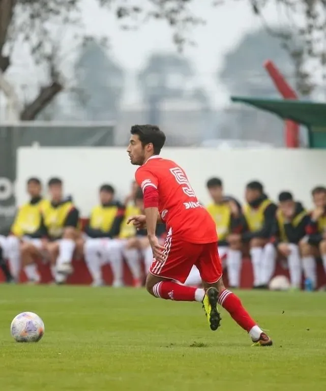El mediocampista de la Reserva está cerca de acordar su continuidad (Foto: Prensa River)