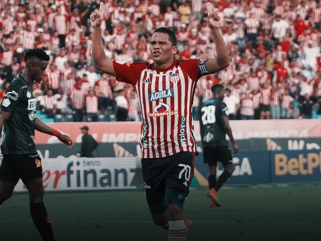 Carlos Bacca es la gran figura de Junior