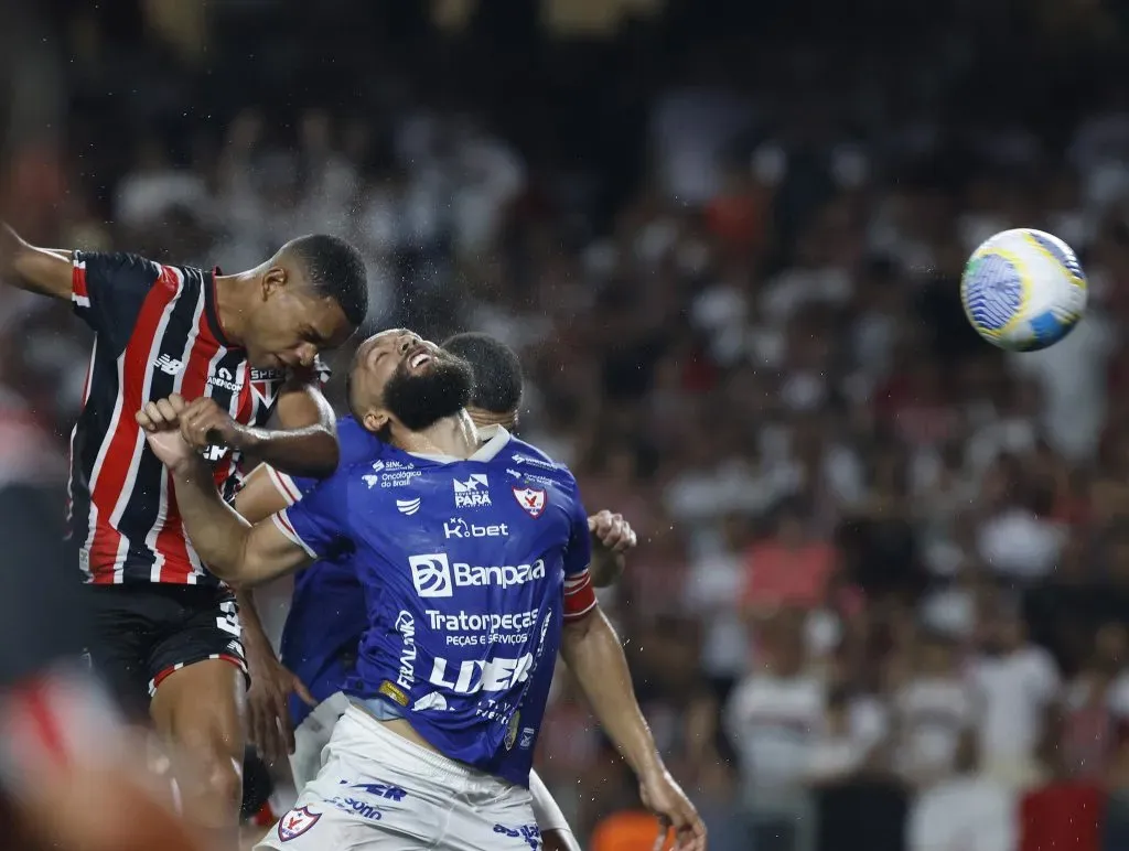 Um dos gols marcados por Juan ontem (2). Foto: Rubens Chiri/São Paulo FC