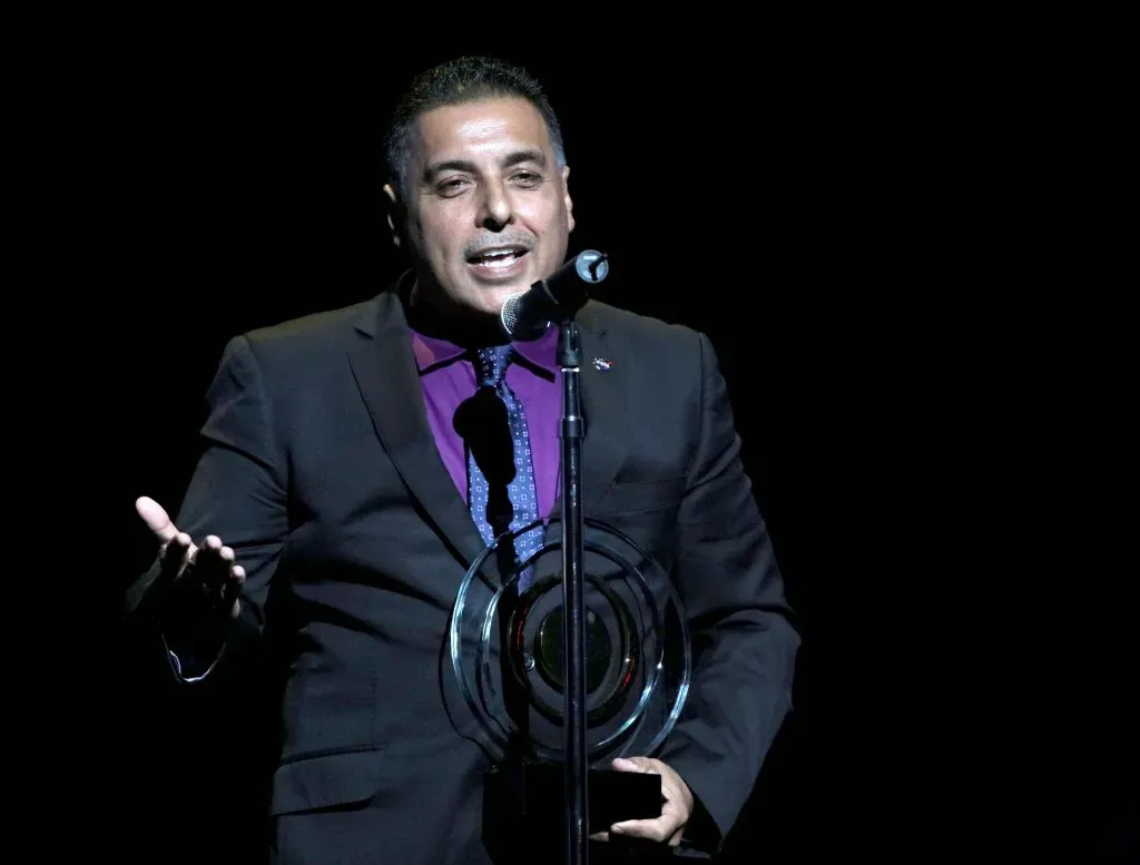 Así lucía el verdadero José Hernández en el evento Latinos de Hoy en octubre de 2019. Imagen: Getty Images.