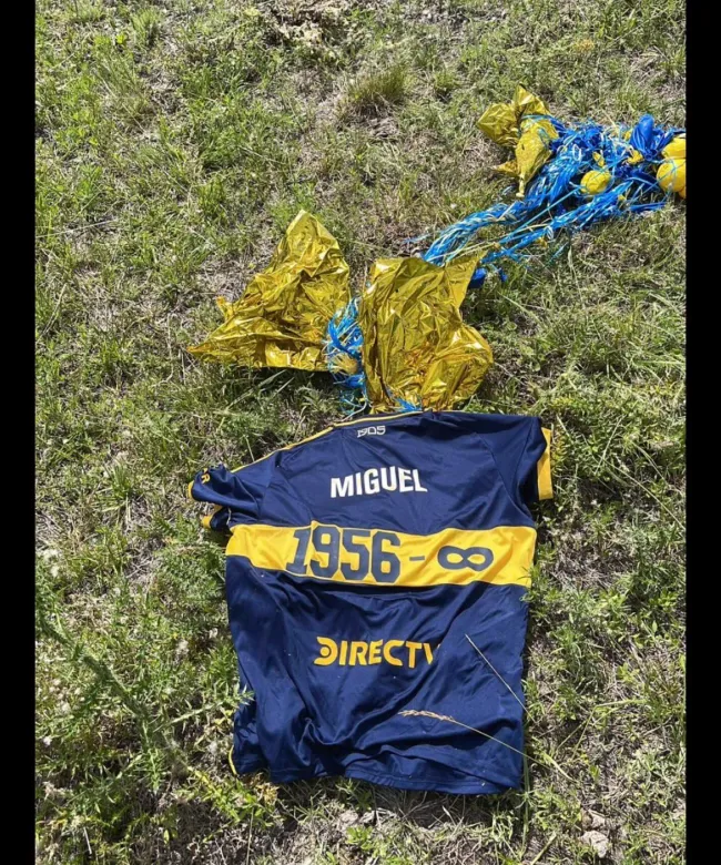 La camiseta de Russo está en Uruguay. (Pepe_Temperan)