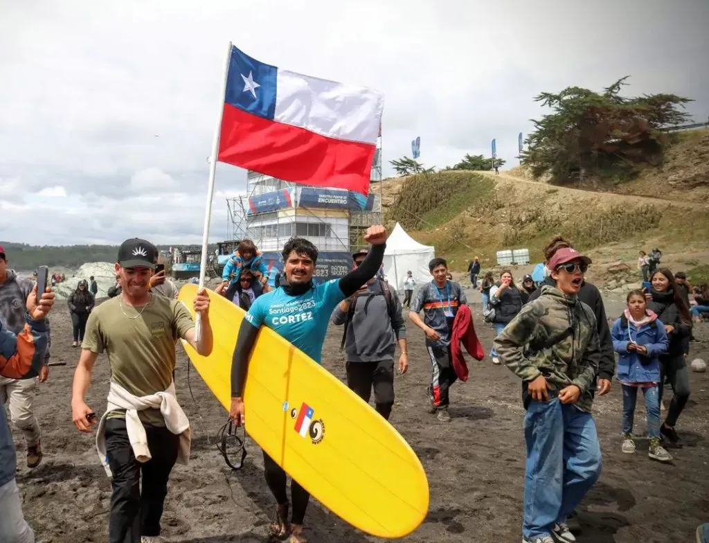 Rafael Cortés se queda con la plata en Santiago 2023. Crédito: Instagram.