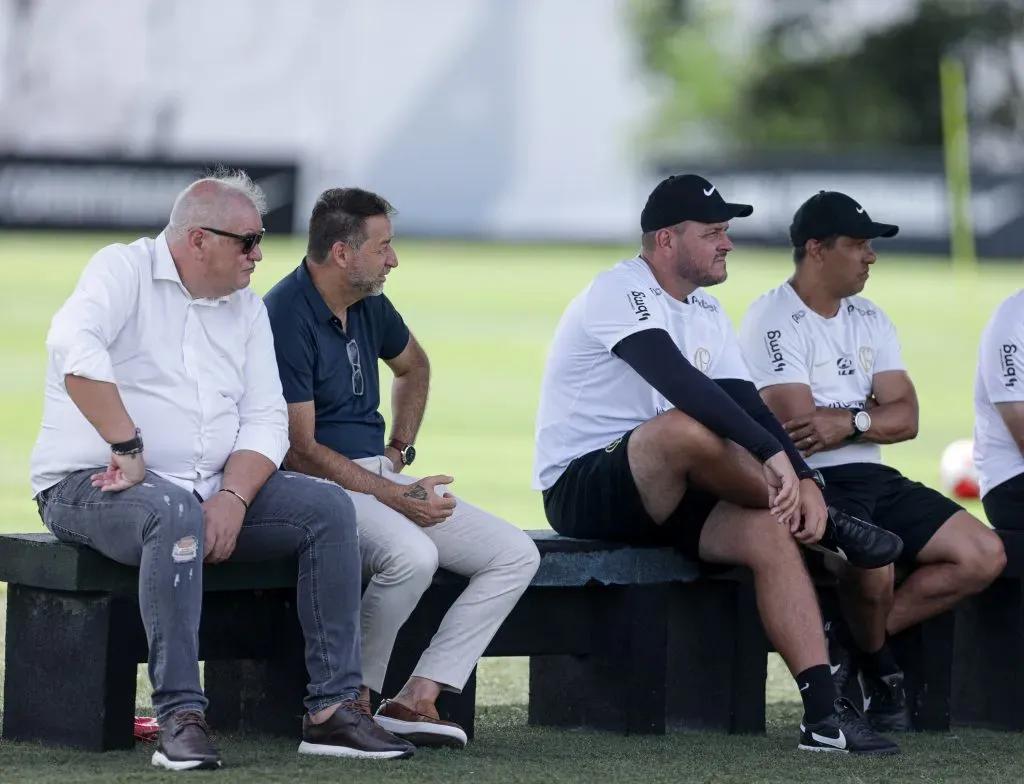 Imagem Nº 214400 - Foto: Rodrigo Coca/Agência Corinthians | Jogo-treino da manhã desta quarta-feira (17/01/2024), no CT Dr. Joaquim Grava, entre Corinthians e São Caetano. Na foto: Rubens Gomes, Augusto Melo, Thiago Kosloski, Sidnei Lobo