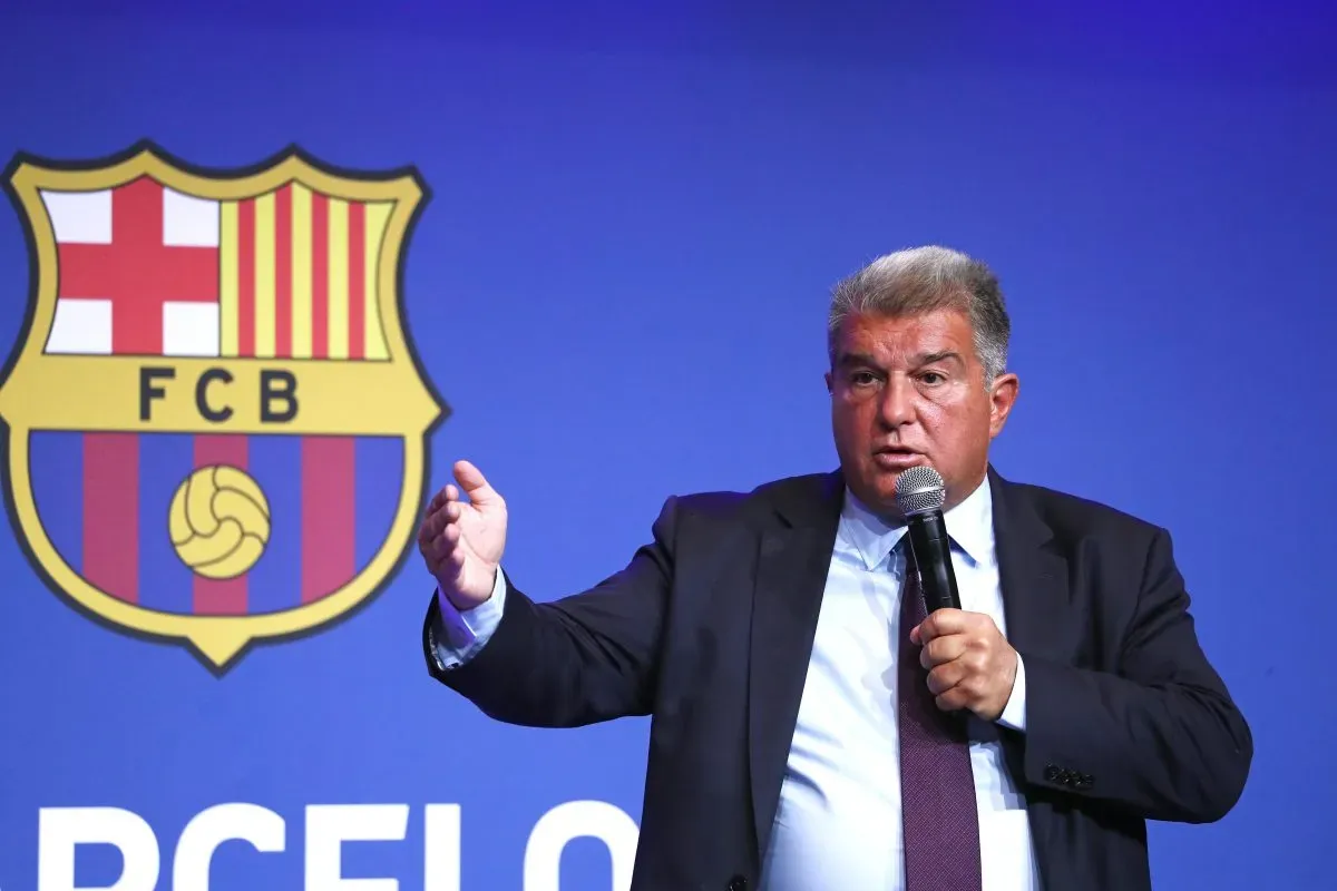 Joan Laporta has done his best to distance Barcelona from the Negreira case