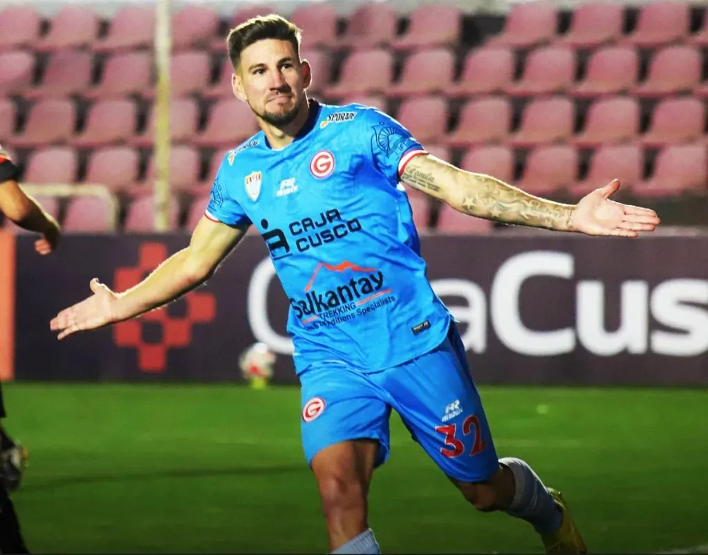 Santiago Giordana celebrando uno de sus goles con Deportivo Garcilaso. Foto: El Sol Cusco