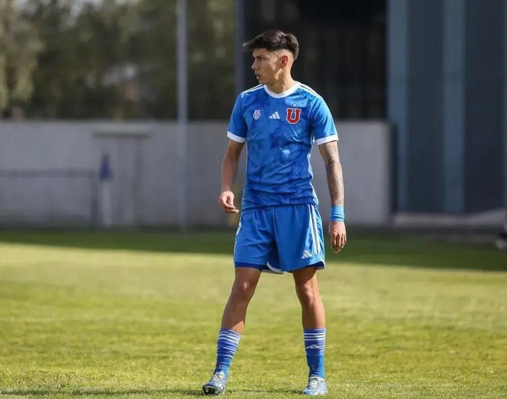 El jugador de la U tiene nominaciones en la Roja Sub 20.