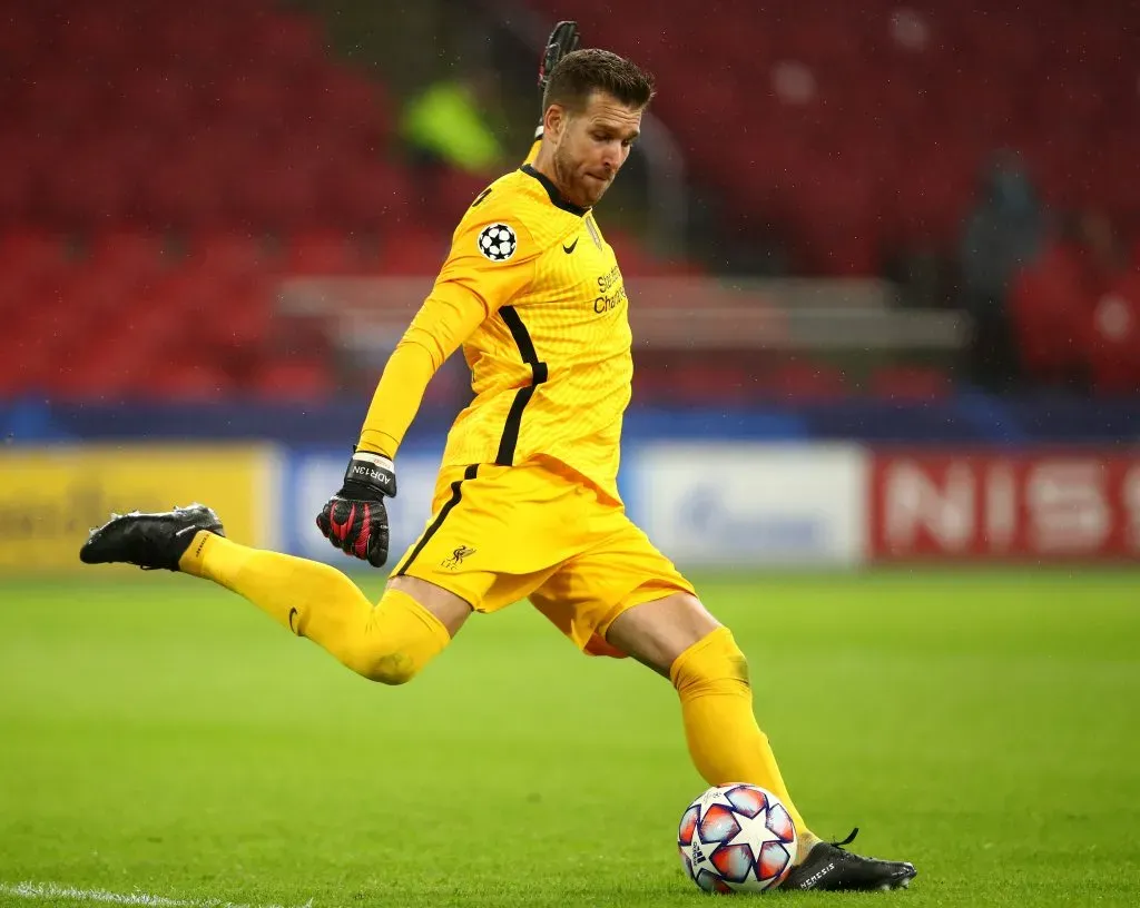 Adrián pelo Liverpool. (Photo by Dean Mouhtaropoulos/Getty Images)