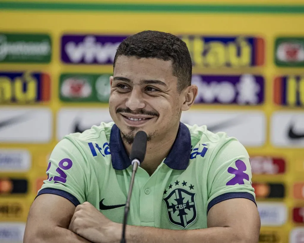 MT – CUIABA – 10/10/2023 – SELECAO BRASILEIRA – COLETIVA ANDRE E EDERSON – Andre jogador do Selecao Brasileira durante em coletiva de imprensa antes do treino da equipe realizado no Arena Pantanal. Foto: Talita Gouvea/AGIF