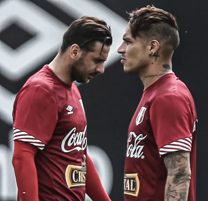 Claudio Pizarro y Paolo Guerrero entrenando en la Selección Peruana. (Foto: Twitter).